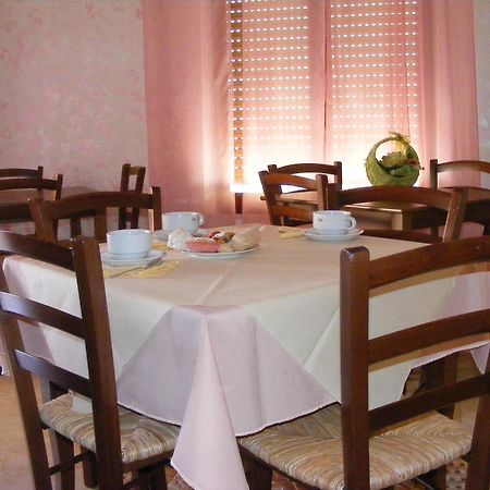 Sa Marina Bed and Breakfast La Caletta Buitenkant foto