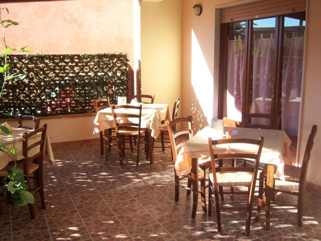 Sa Marina Bed and Breakfast La Caletta Buitenkant foto