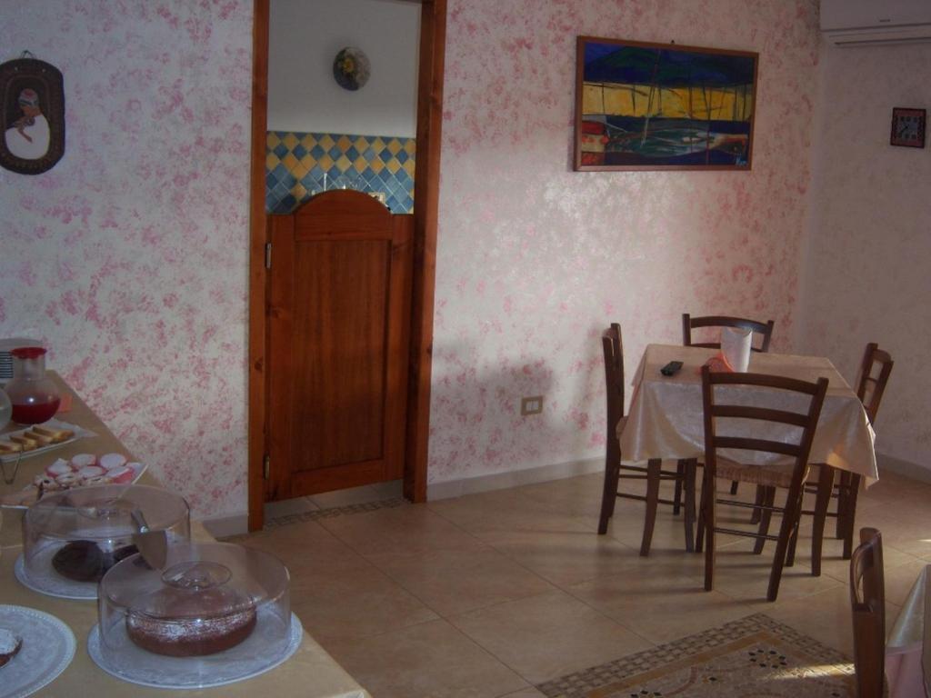 Sa Marina Bed and Breakfast La Caletta Buitenkant foto